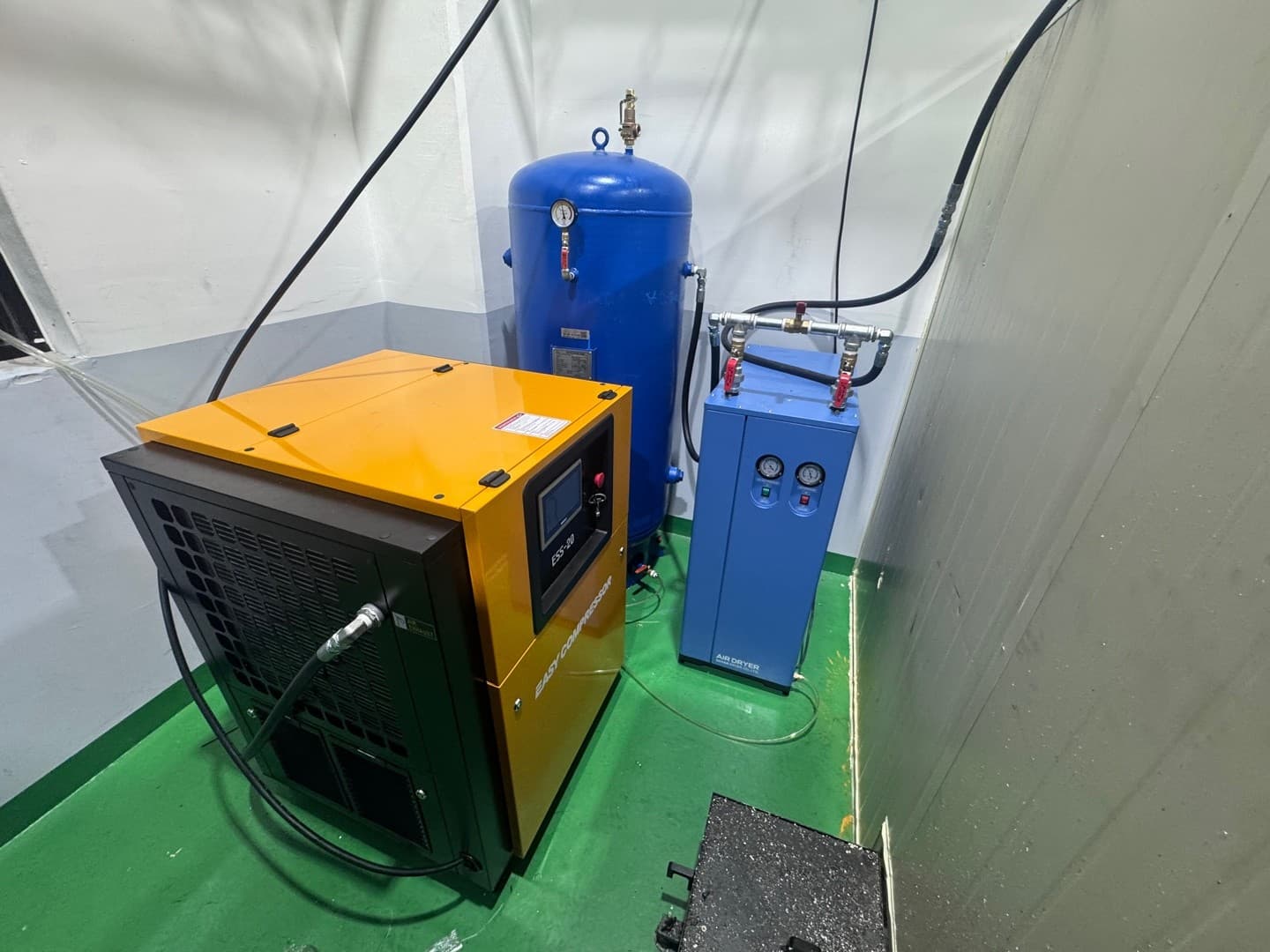 안산 가공 현장의 20HP 콤프레셔
